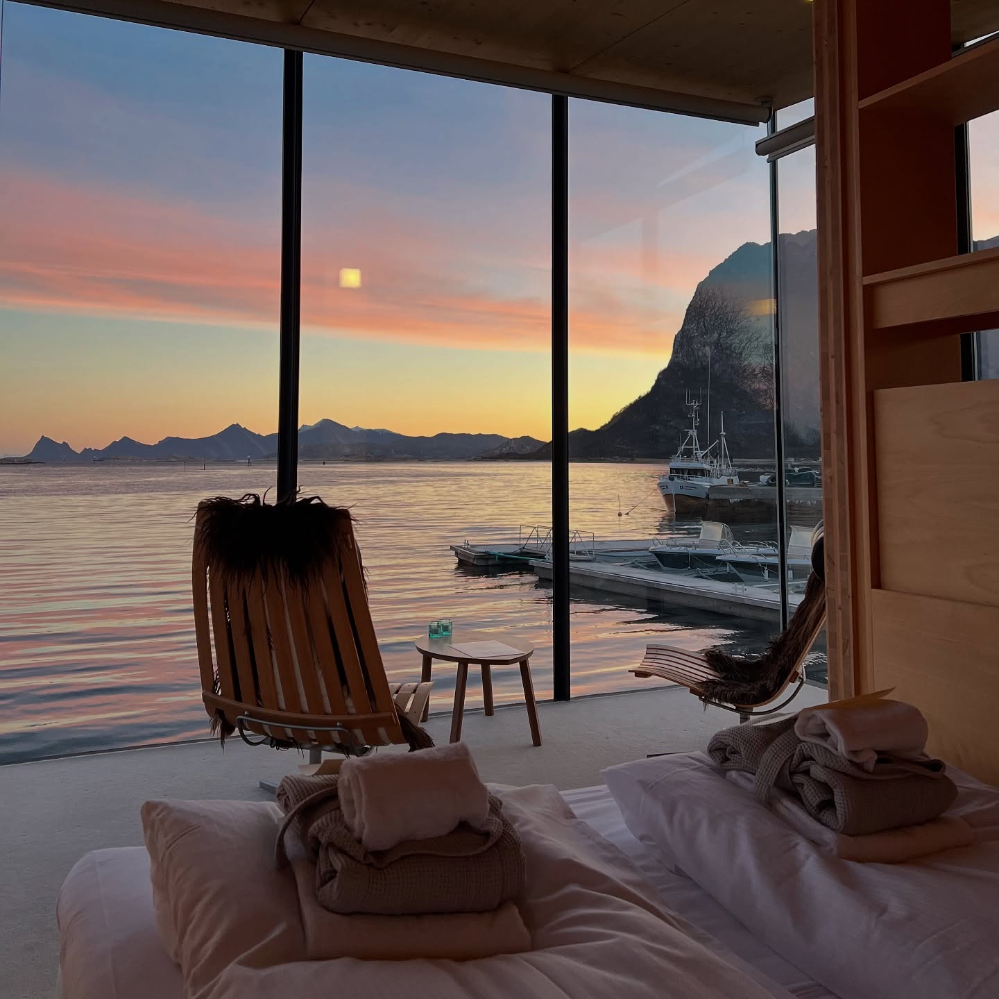 Manshausen sea cabins in Steigen